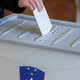 Pravila za predstavitev mnenj o referendumskih vprašanjih pred referendumi 11.oktobra.