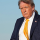 Kaj se je zgodilo s Trumpovimi lasmi? Nova podoba sprožila val komentarjev.
