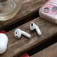 Applove slušalke AirPods bi lahko dobile prevajanje v realnem času