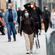 Vlada omilila ukrep nošenja mask, preverite, kdaj jih ni treba imeti
