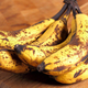 Bralec ne more verjeti, za koliko so se podražile banane. Strokovnjak Aleš Kuhar napoveduje, da bo hrana še dražja