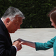 Orban hotel poljubiti predsednico Moldavije, sledil je šok (VIDEO in FOTO)