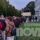 Drama v Slovenski Bistrici se nadaljuje: od treh zjutraj v vrsti tudi nosečnice in starostnice (FOTO)