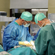 Še ena zamenjava tkiv: V UKC Ljubljana prostato odstranili bolniku, ki ni imel raka