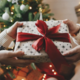 Trajnostno obdarovanje: darila, ki prinašajo veselje in skrbijo za planet