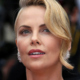 Charlize Theron presenetila s fotografijami: to je redkost pri ženskah teh let
