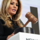 Zadrega Melanie Trump: sodelavci ji na nepredstavljiv način obračajo hrbet