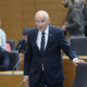 Janša pred rezi v javni sektor napoveduje referendum: »Najprej naj se izrečejo ljudje«