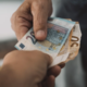 So bivšo okužili s črno magijo?! V folijo so zavili lase, kri in črve