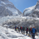 Sezona vzponov na Mount Everest 2026 se začenja: odprta pot do tabora 1
