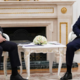 Putinu je dal hudo lekcijo. Ta se je presedal, mrščil in delal grimase (FOTO in VIDEO)