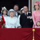 Veliko presenečenje: na britanskem dvoru bodo spet zibali (FOTO)
