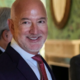Jeff Bezos se je želi znebiti: postala naj bi pretežko breme