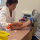 Kaj vse lahko odkrije ena sama kapljica krvi. Zakaj je odvzem krvi temelj sodobne diagnostike