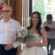 Poglejte, kdo je Zalo Klopčič pospremil pred oltar! Nekoč razrešeni župnik