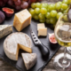 Rdeče vino, sir in jogurt lahko pomagajo zniževati holesterol