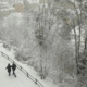 Po vročinskem valu udarila silovita ujma, v Alpah močno snežilo (VIDEO)