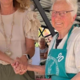 Slavica po 82 letih prvič zajokala na delovnem mestu, poglejte, kaj so ji pripravili Mariborčani (FOTO)