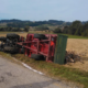 Močno pijan sedel za krmilo traktorja, ni se dobro končalo