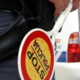Mladoletni motokrosist med pobegom zbil policista