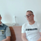 Na čelo ji je prislonil pištolo in jo zaklenil v trezor