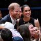 Harry in Meghan se selita v Veliko Britanijo