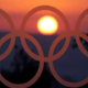 Pri športnikih kondomi, pri gasilcih pa poseben pripomoček: uganete kateri? (VIDEO)