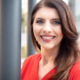 Jelena Aščić čakala na avtobus, nato se je zgodilo nekaj nepričakovanega: pristala je na naslovnici (FOTO)
