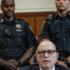 Harvey Weinstein obsojen na 15 let zapora zaradi spolnega napada v New Yorku (VIDEO in FOTO)