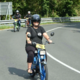 Objavili fotografijo poslanke Kokot na motorju in jo žalili: njen odgovor je bil brez milosti