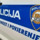 Policisti pogledali pod avto in osupnili: tam sta bili dve ročni bombi