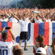 Ganljiva gesta: navijači Hajduka kupili hišo mladeniču