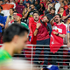 Navijači žvižgajo, Fifa pa jim vrti Macareno: bodo odmori za hidracijo ostali?