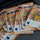 Začetek jeseni na finančnih trgih med rastjo dobičkov in novimi izzivi