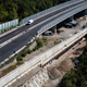 Cesta v obnovi, vinjeta ostaja: bi jo morali začasno ukiniti?