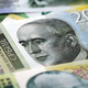 Srbi hitijo po svoj denar, zaprli banko Vučićevega zaveznika