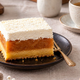 Jabolčne kocke s pudingom, ki spomnijo na babičino kuhinjo