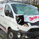Tragično: 12-letni dekleti na električnem skuterju zbil kombi