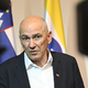 Svet SDS potrdil koalicijsko pogodbo: Janša jutri vlaga kandidaturo