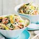 Preprost pad thai z rakci, pripravljen v dobre pol ure