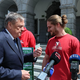 JANKOVIĆU PRINESLI URBANO: "Naj se enkrat vozi z nami kot sardina v konzervi"