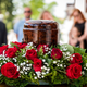 Smrt je vse dražja: za pogreb danes tudi več kot dve mesečni plači
