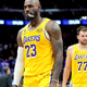 LeBron James zapušča Lakerse, a še ne končuje kariere: Selitev k Warriorsom
