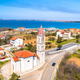 Kaj je bilo prej cesta ali plaža? Prizor z Vira sprožil burno razpravo