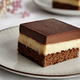 Ta recept za monte kocke si morate shraniti – topijo se v ustih