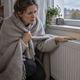 Radiator je vroč, soba pa hladna? To je lahko razlog