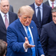 Trump preučuje omejitve izvoza dizla, pri nas bi lahko gorivo še podražilo