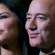 Jeff Bezos investira v reprogramiranje človeških celic
