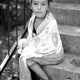 Prepoznate deklico na fotografiji? Danes je uspešna igralka, njena starša pa pozna vsa Slovenija