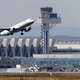 Varčevalni ukrepi: Lufthansa s piloti dosegla kratkoročni dogovor o znižanju plač